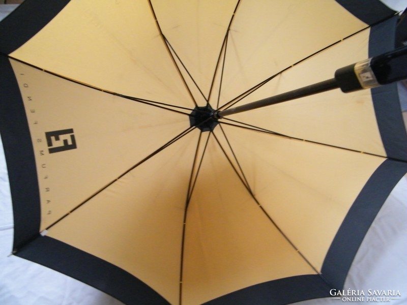 Vintage Fendi hosszú szárú esernyő