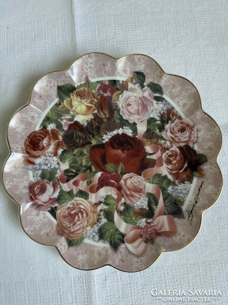 A dreamy English porcelain numbered decorative plate that can also be hung on the wall