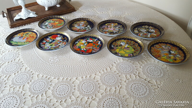 Aladdin and the miracle lamp, 12 pieces, 9 pieces from the Rosenthal decorative plate series.