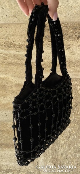 Black velvet bag with pearls 25*15