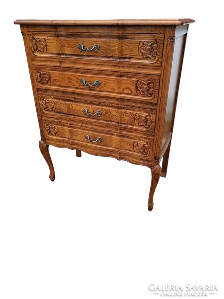 Neobaroque 4-drawer chest of drawers with curved front