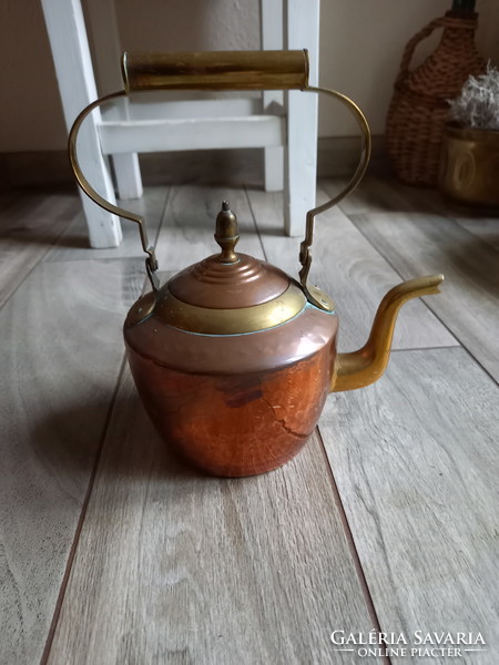 Nice antique copper tea/coffee pot, spout (25x21x13.5 cm)