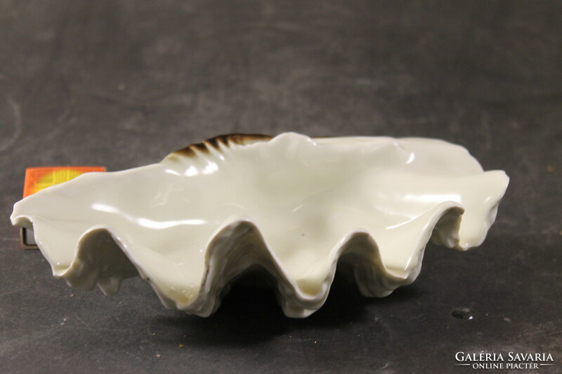 Hollóházi porcelán kagylós kínáló 959