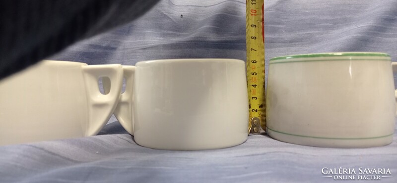 3 Zsolnay tea cups. Cafe house.