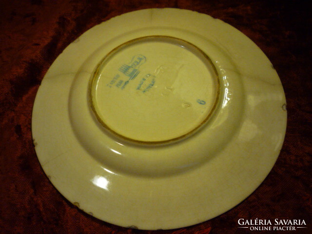 Zsolnay, pillangós családi címeres tányér 2108 02