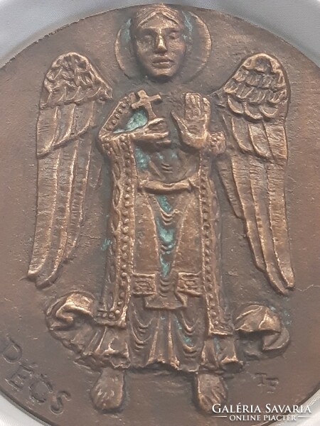 Pécs bronz emlékplakett  T.F  szignóval 10,8 cm  XII.század Angyal - Pécsi Románkori Kőtár