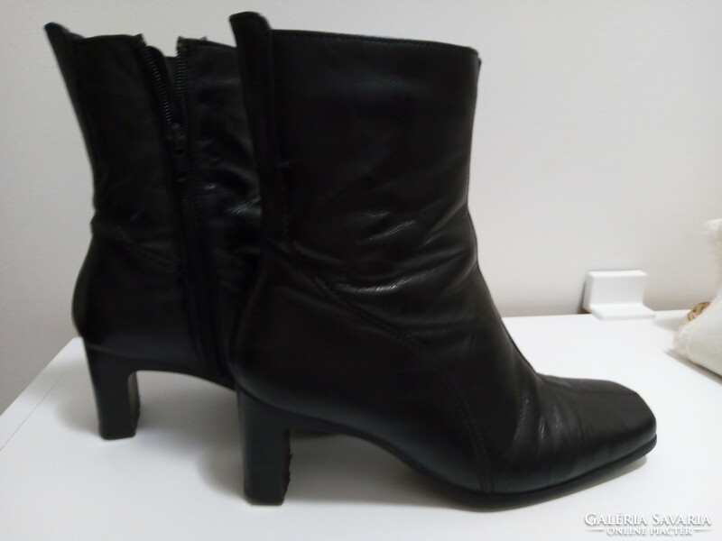 Ankle boots -36