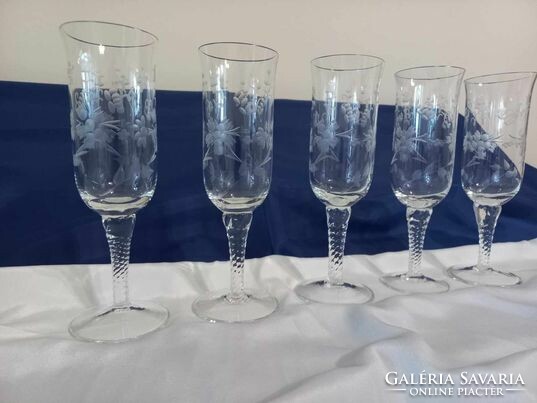 Polished glass champagne glasses for sale