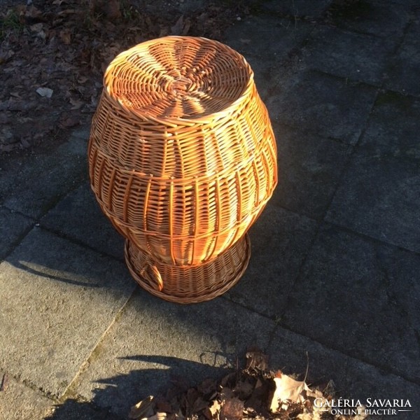 Wicker basket with lid for sale