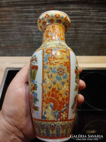 20 cm kínai mintás váza