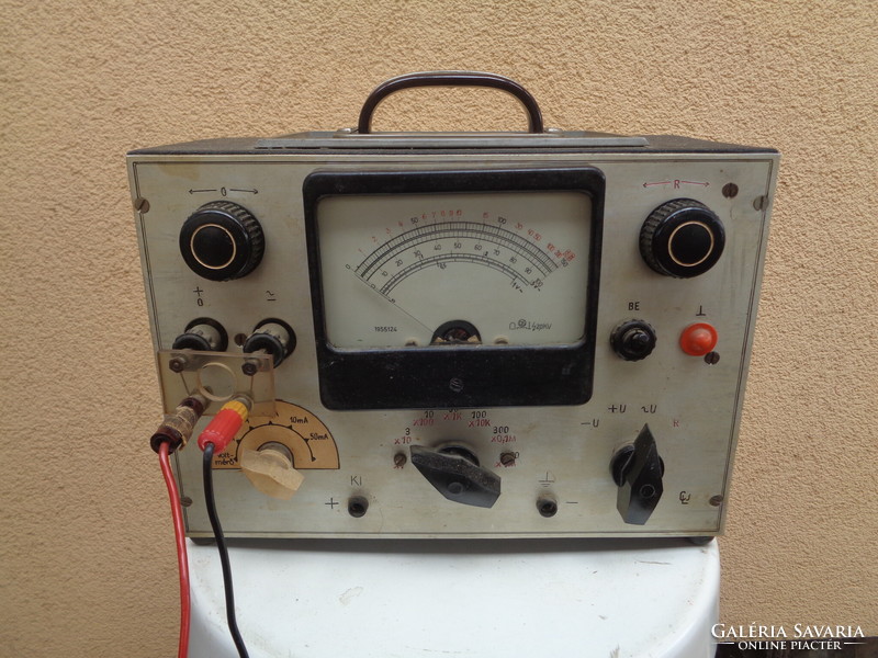 It was an old 60s radio tube meter