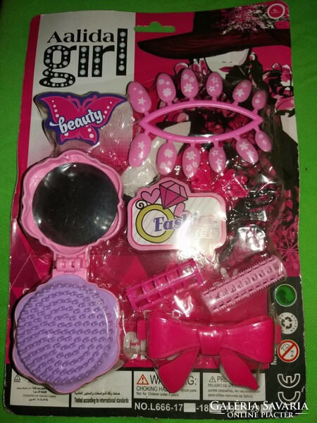 Retro shop girl toy set hairdresser make-up beautician artificial nails 2 in one unopened 2