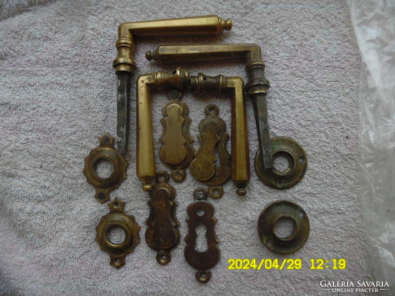 Antique handle set, with rosette, keyhole cover, 2 pairs
