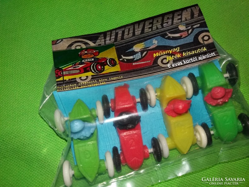 Retro traffic goods bazaar goods unopened package shape 1 car race 5 cm small cars according to pictures 5