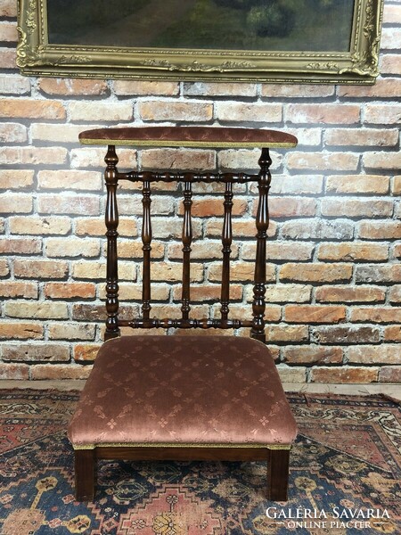 Refurbished prayer stool, recliner.