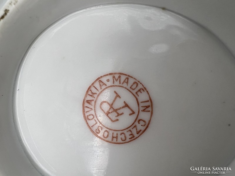 Czechoslovak porcelain milk spout, 14 x 13 x 10 cm. 4968