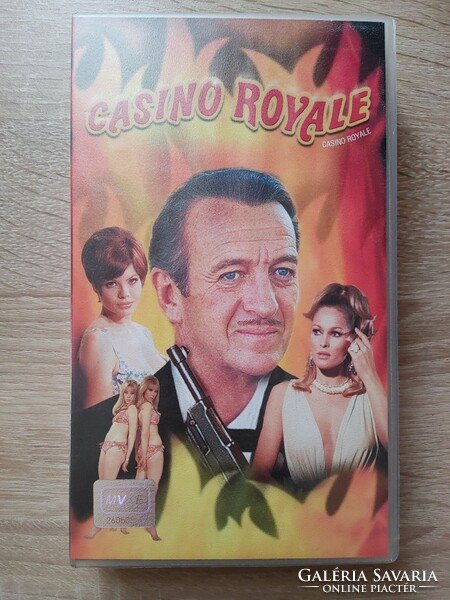 CASINO ROYALE  VHS  klasszikus film   RITKASÁG  Ursula Andress   Peter Sellers Orson Velles