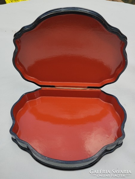 Russian lacquer box in a special shape and in good condition
