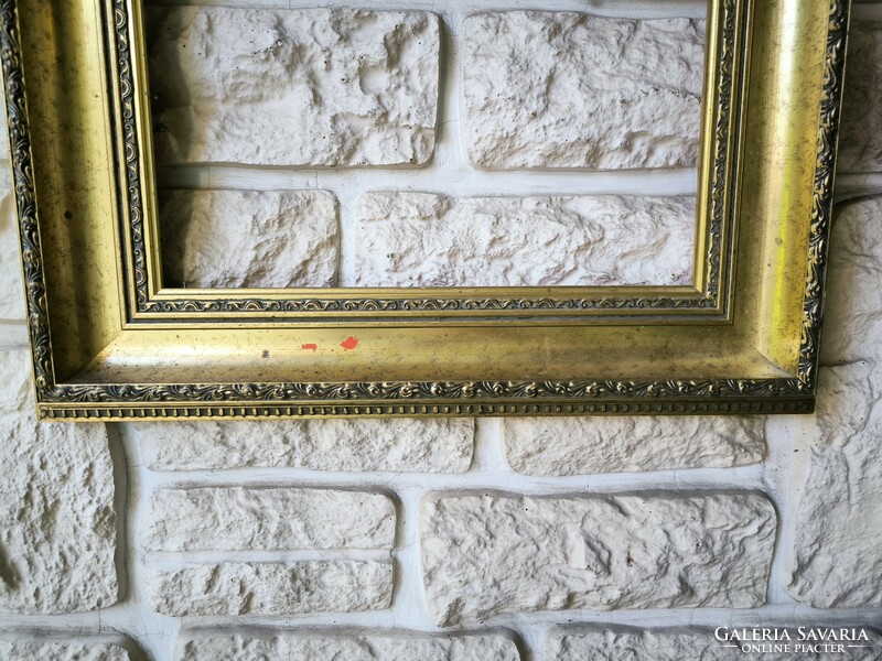Beautiful wide frame painting mirror picture frame gilded in beautiful condition. 32.5 X 24.5 cm.