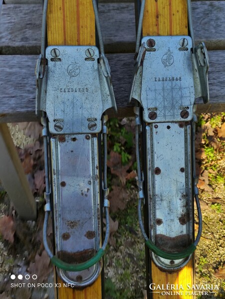 Antique wooden marked ski vöstra-sky