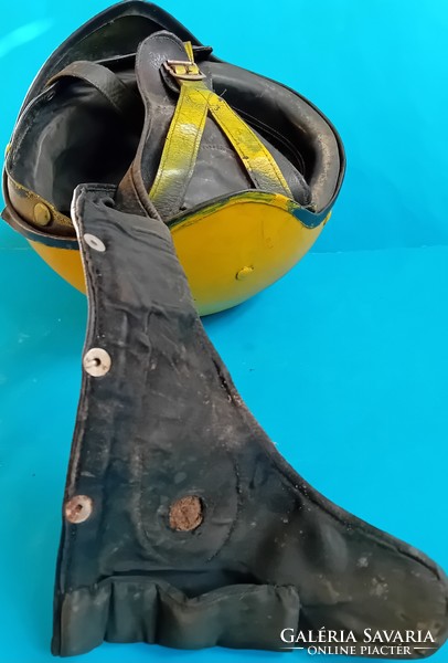 Old crash helmet, Kiskőrösi mixed kft