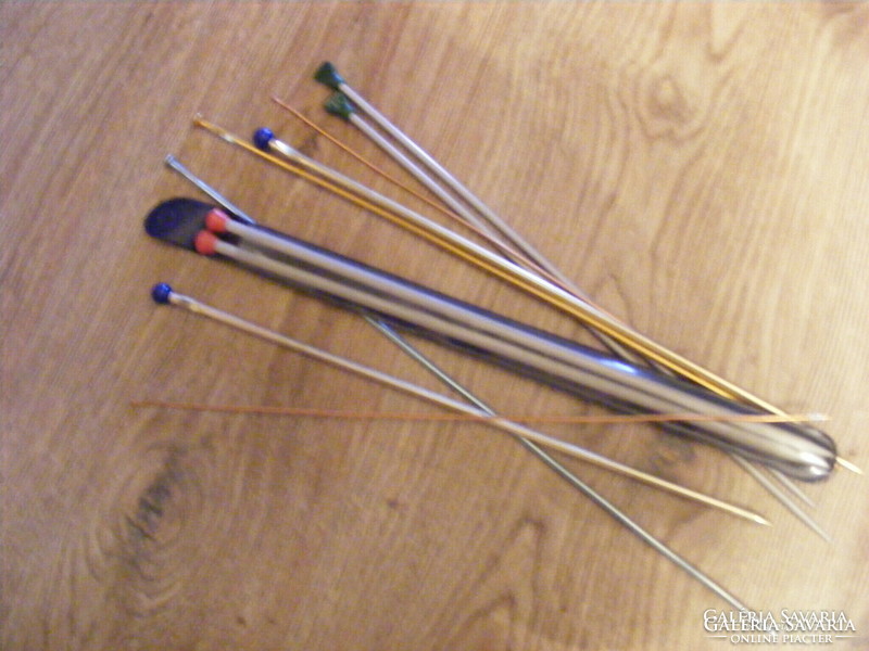 5 Pair of metal knitting needles, old pieces...