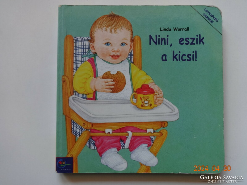 Nini, the little one is eating! - Hard flat story book with washable pages