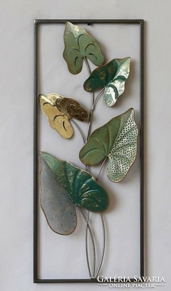 Metal wall decoration with green leaves (90019)