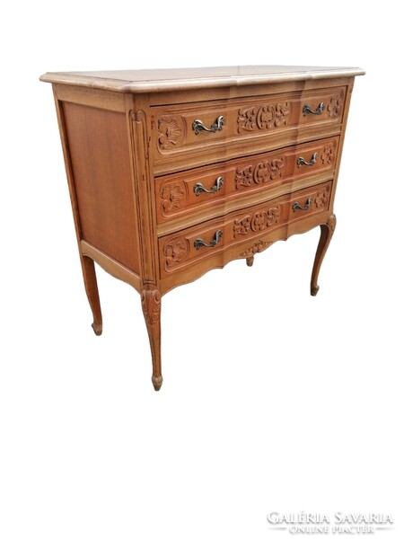 Neobaroque 3-drawer chest of drawers with curved front 1.
