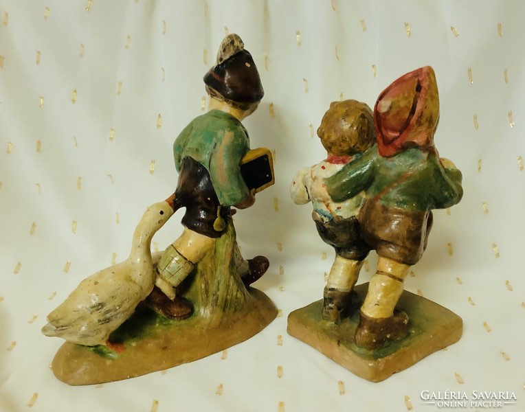 Ceramic figures in one