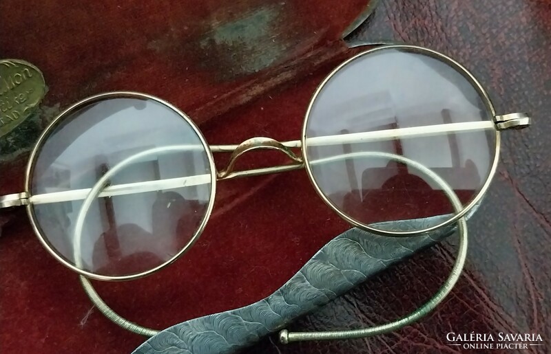 Vintage szemüveg