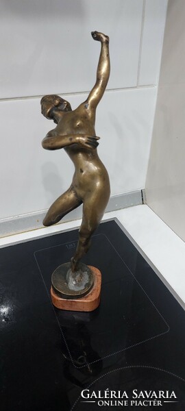 Kerényi Jenő bronz tancos nő szobor