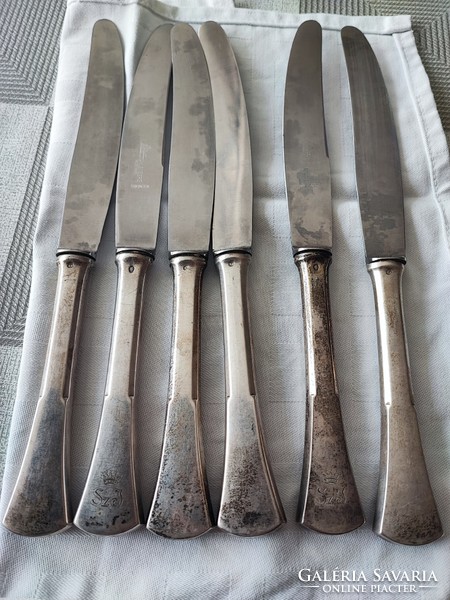 Angol fazonú ezüst kések