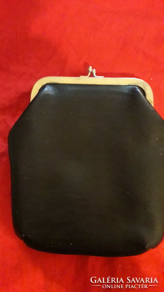 Régi fémcsatos óriás egyterű bélelt bőr bugyelláris buksza pénztárca 14 x 14 cm a képek szerint