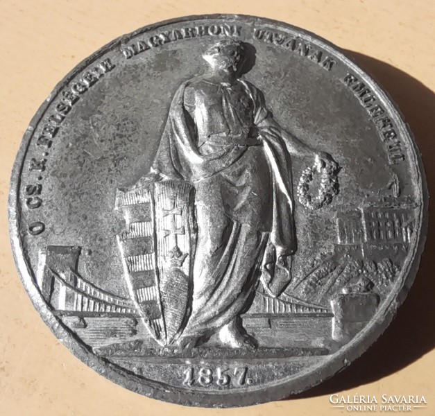 Silver-plated zinc commemorative medal commemorating the visit of József Ferenc and Elizabeth to Hungary. 37 mm