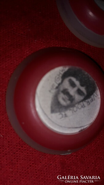1980 - early 2000s in an extremely rare liverpool button football team holder according to the pictures