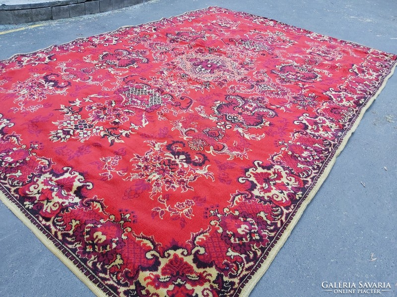 Bright, beautifully colored Persian carpet with a classic pattern, 2 x 3 meters