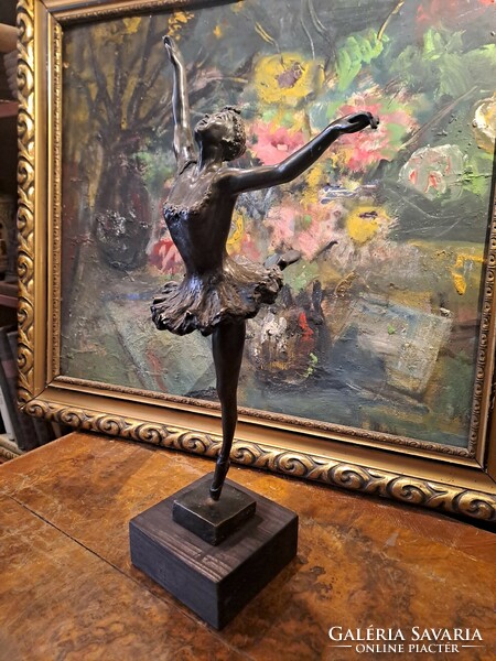 Bronze ballerina in the manner of Edgar Degas with markings