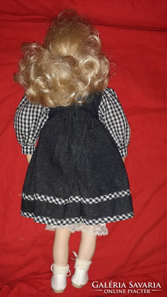 Beautiful old porcelain toy doll with complete clothes in luxurious condition 45 cm according to the pictures