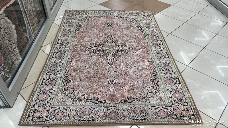 3539 Cashmere caterpillar silk Isfahani handmade Persian carpet 120x176cm free courier