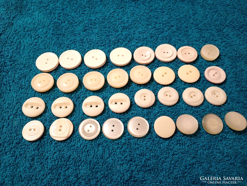 Old button buttons 33 in one
