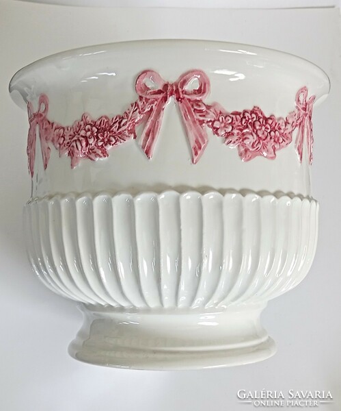 Italian ceramic pink bow-garland basket 18x15cm