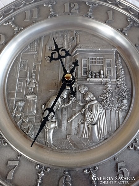 Tin plate, zinn wall clock