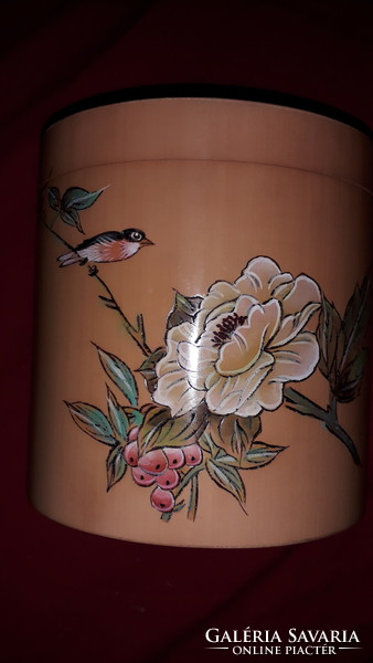 Gyönyörű KELETI lakkfa kézzel festett MADÁR ÉS VIRÁG fedeles kör dísz doboz 15 x 11 cm képek szerint