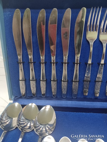 Retro cutlery set, in original box
