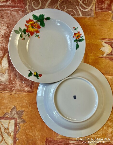 1983. Zsolnay retro... beautiful deep plate, two pieces together! 23 cm