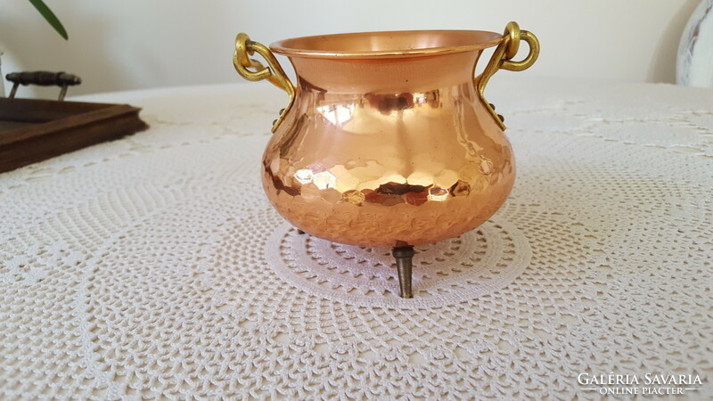 Small red copper cauldron, kettle, witch's cauldron, decoration