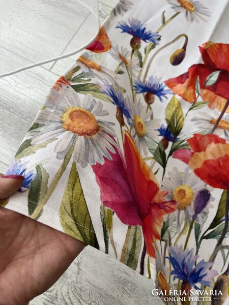 Tablecloth-premium quality- poppy flower