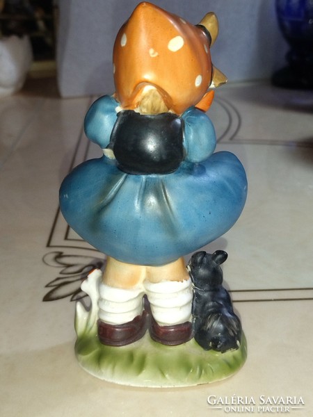 Beautiful ceramic figurine of a girl with a small dog from the 50s, Japan
