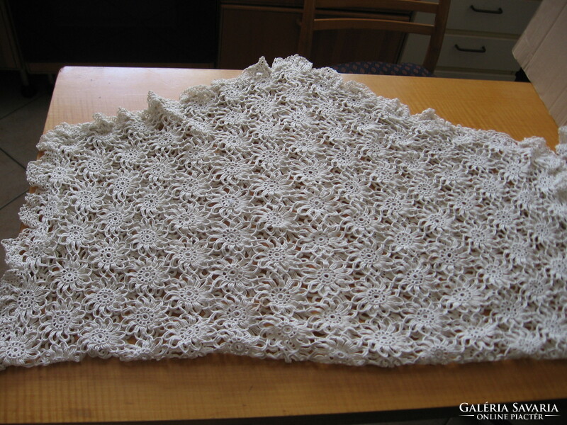 Crochet daisy tablecloths, 3 pcs in one
